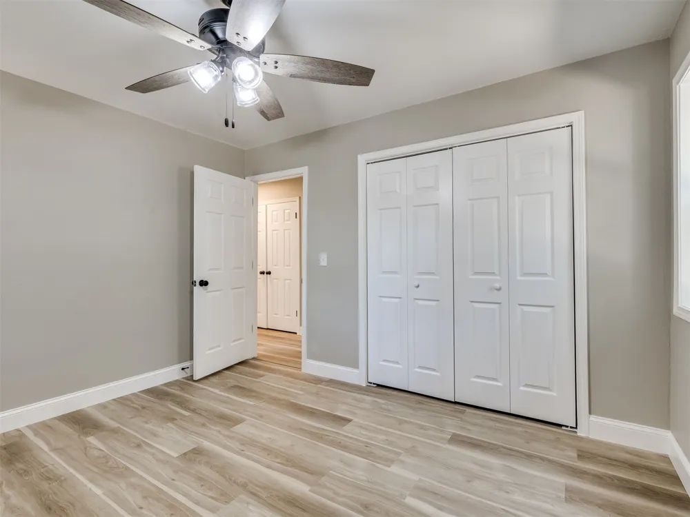 6163 Wildwood Drive Sand Springs, OK 74063