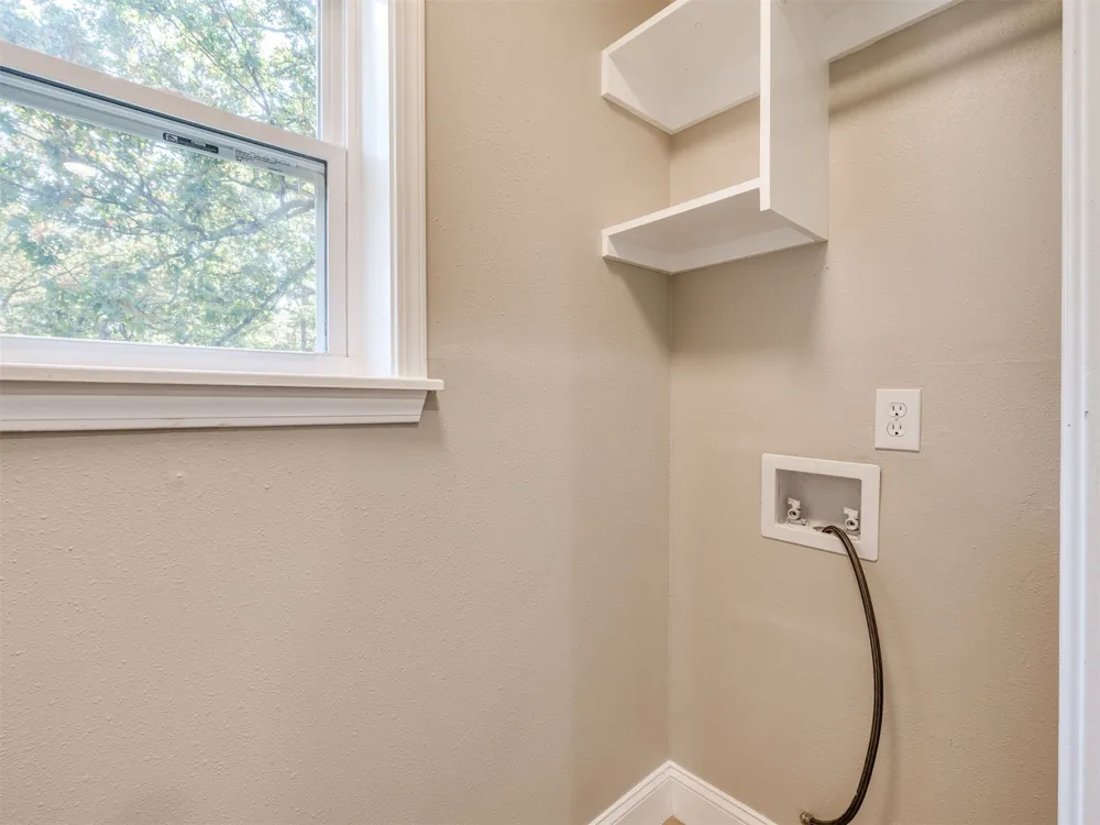 6163 Wildwood Drive Sand Springs, OK 74063