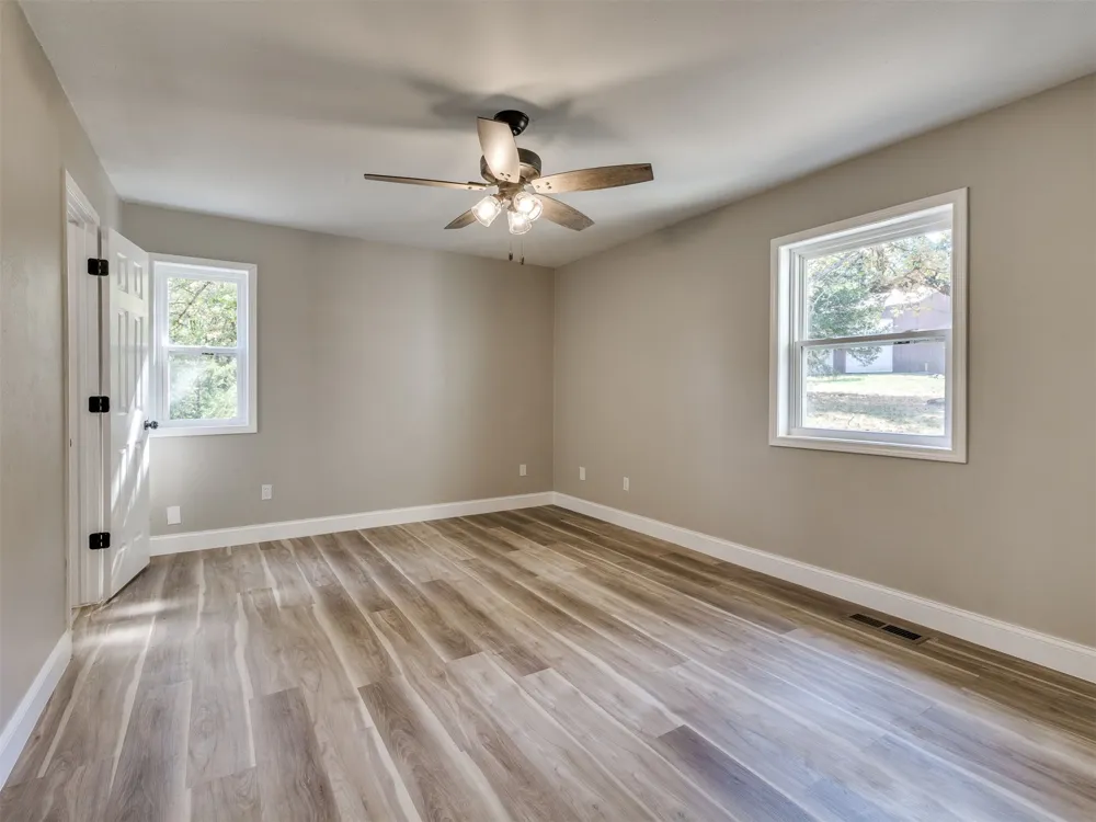 6163 Wildwood Drive Sand Springs, OK 74063