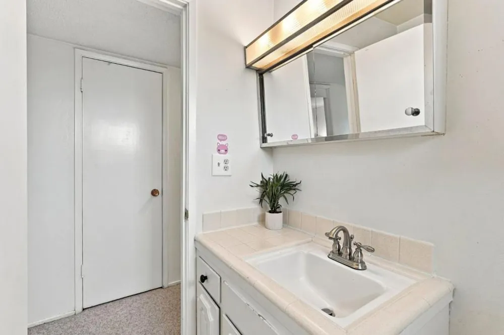 1615 Everglades Drive Milpitas, CA 95035