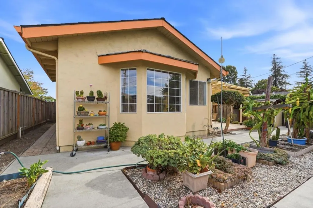 1615 Everglades Drive Milpitas, CA 95035