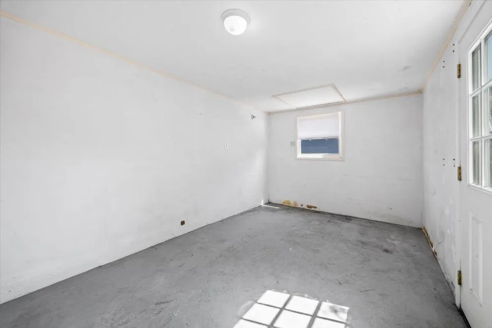 3992 Pasadena Drive San Mateo, CA 94403