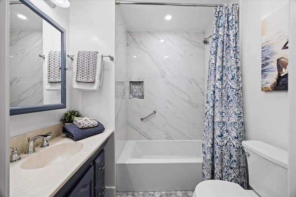3992 Pasadena Drive San Mateo, CA 94403