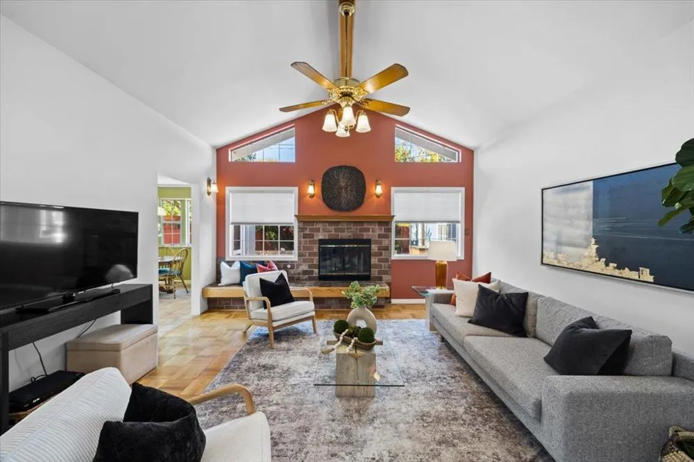 3992 Pasadena Drive San Mateo, CA 94403