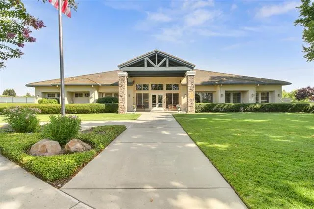 2905 Granite Park Lane Elk Grove, CA 95758