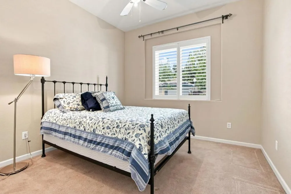 2905 Granite Park Lane Elk Grove, CA 95758