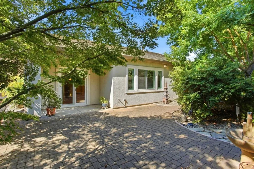 2905 Granite Park Lane Elk Grove, CA 95758