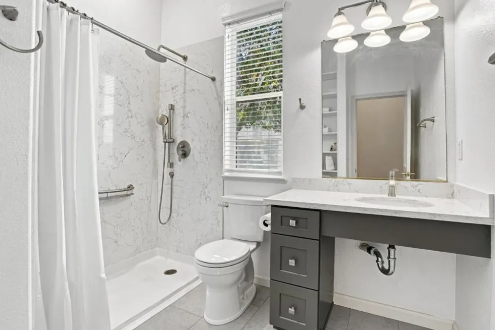 2905 Granite Park Lane Elk Grove, CA 95758