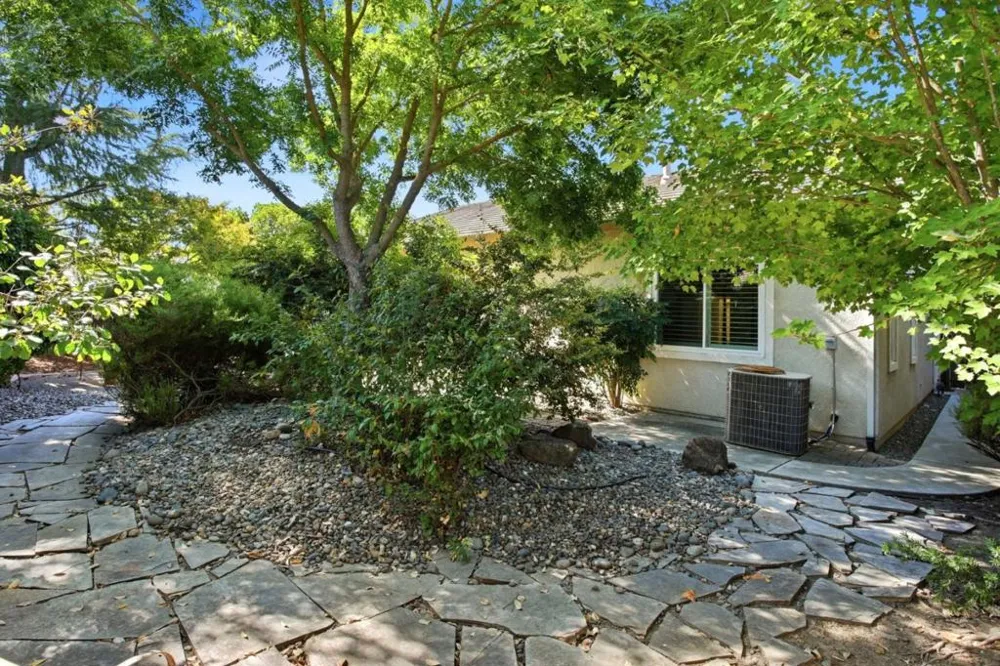 2905 Granite Park Lane Elk Grove, CA 95758