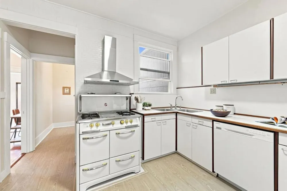739 34th Avenue San Francisco, CA 94121