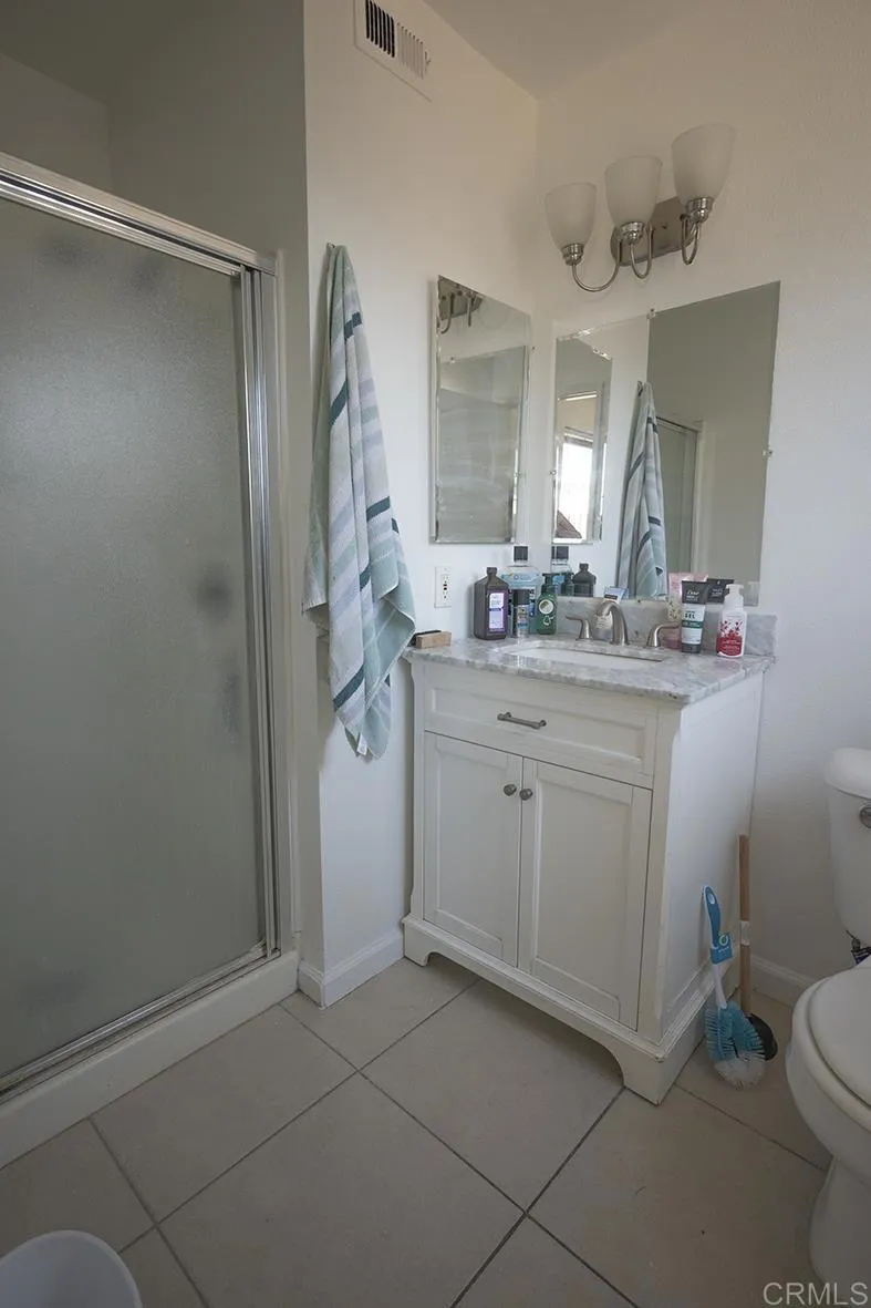 355 Calle Mariposa Oceanside, CA 92057