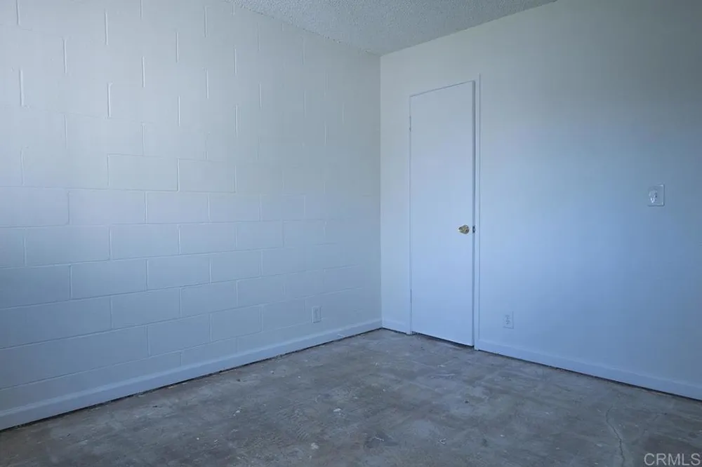 355 Calle Mariposa Oceanside, CA 92057