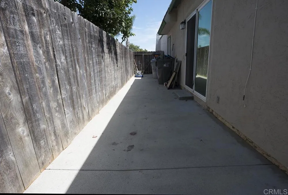 355 Calle Mariposa Oceanside, CA 92057