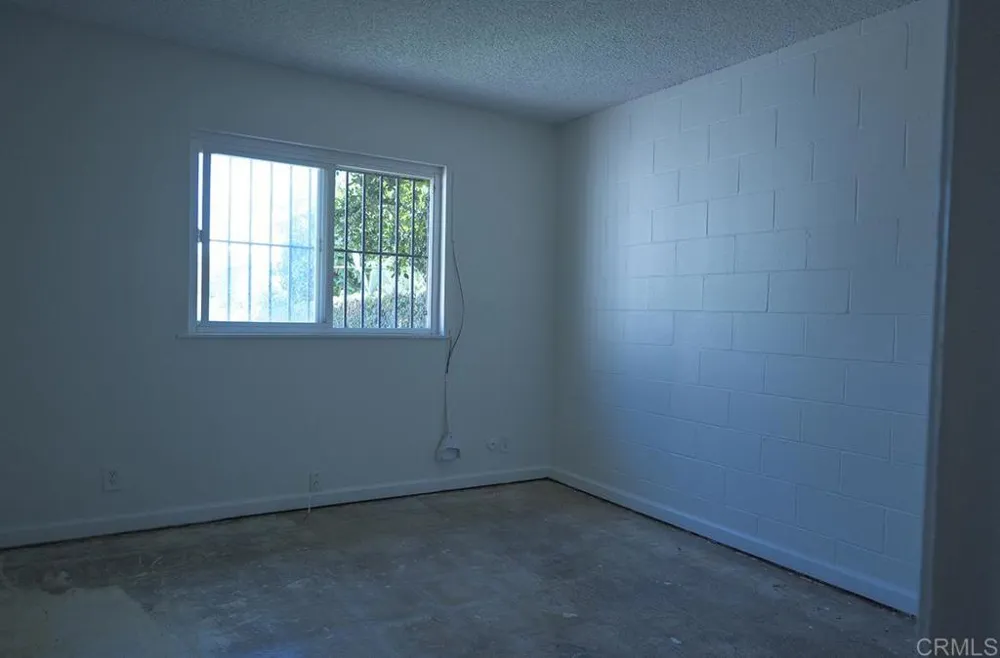 355 Calle Mariposa Oceanside, CA 92057
