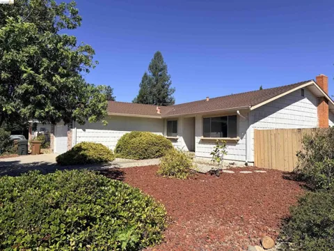 119 Clear Creek Ct