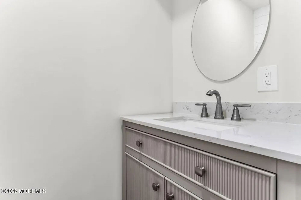 61 Kingsley Way Freehold, NJ 07728