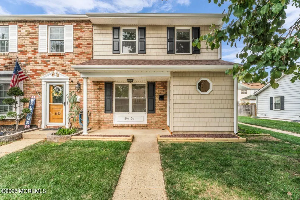 61 Kingsley Way Freehold, NJ 07728