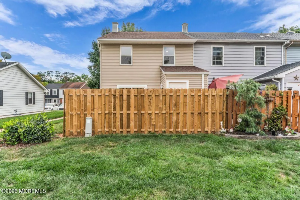 61 Kingsley Way Freehold, NJ 07728