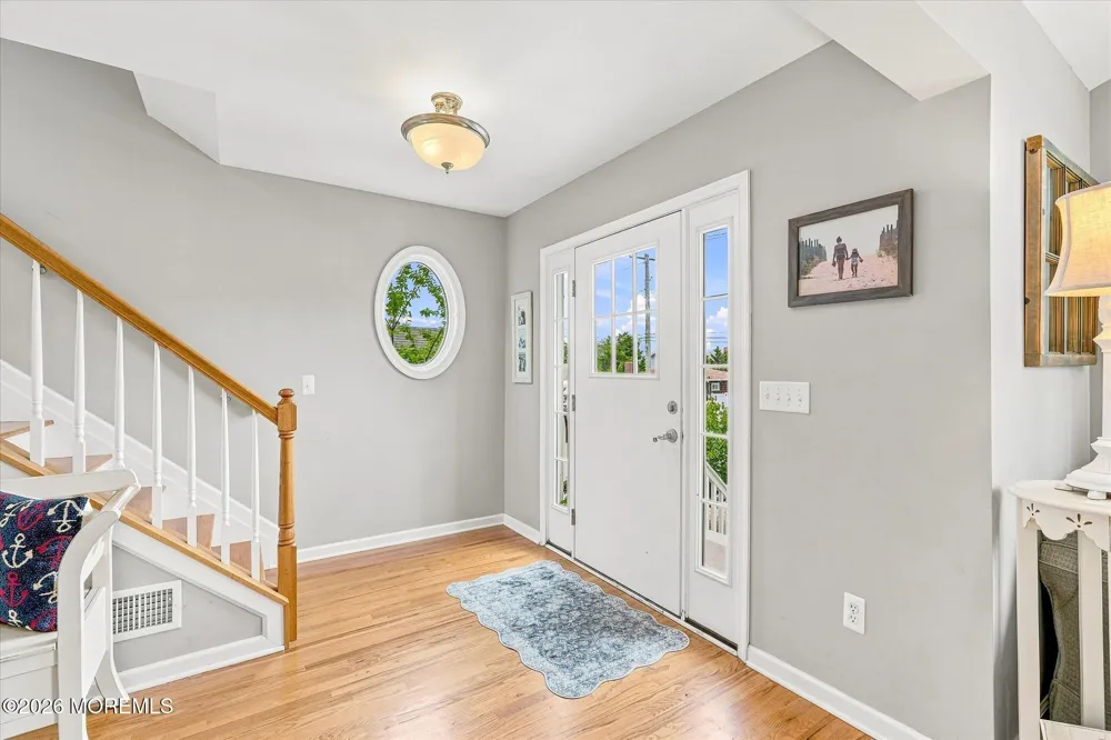 256 W 10th Street Ship Bottom, NJ 08008