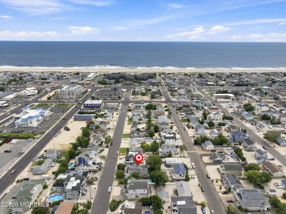 256 W 10th Street Ship Bottom, NJ 08008