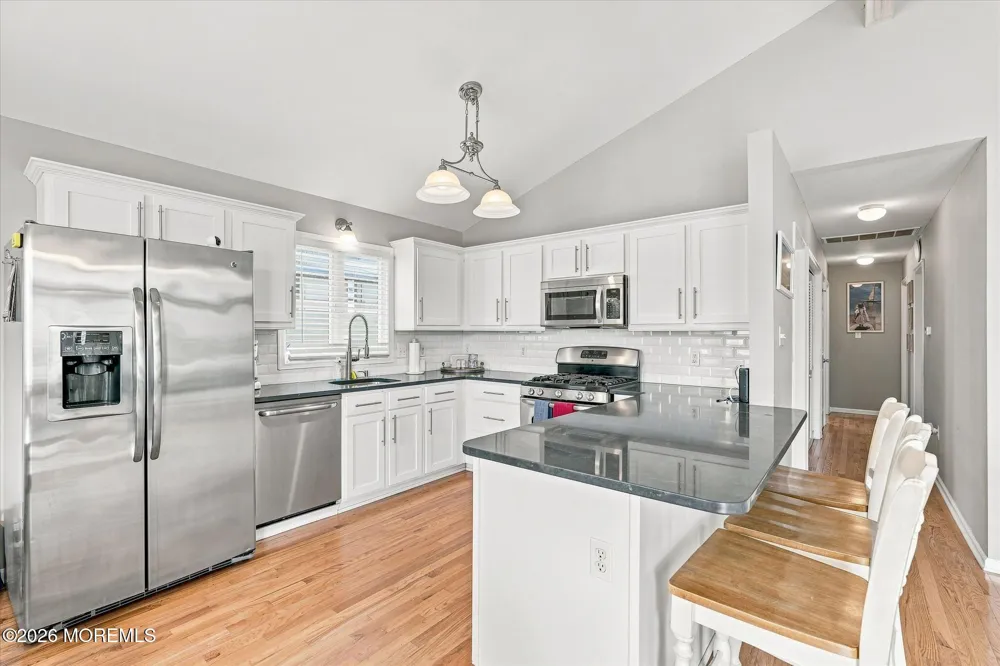 256 W 10th Street Ship Bottom, NJ 08008
