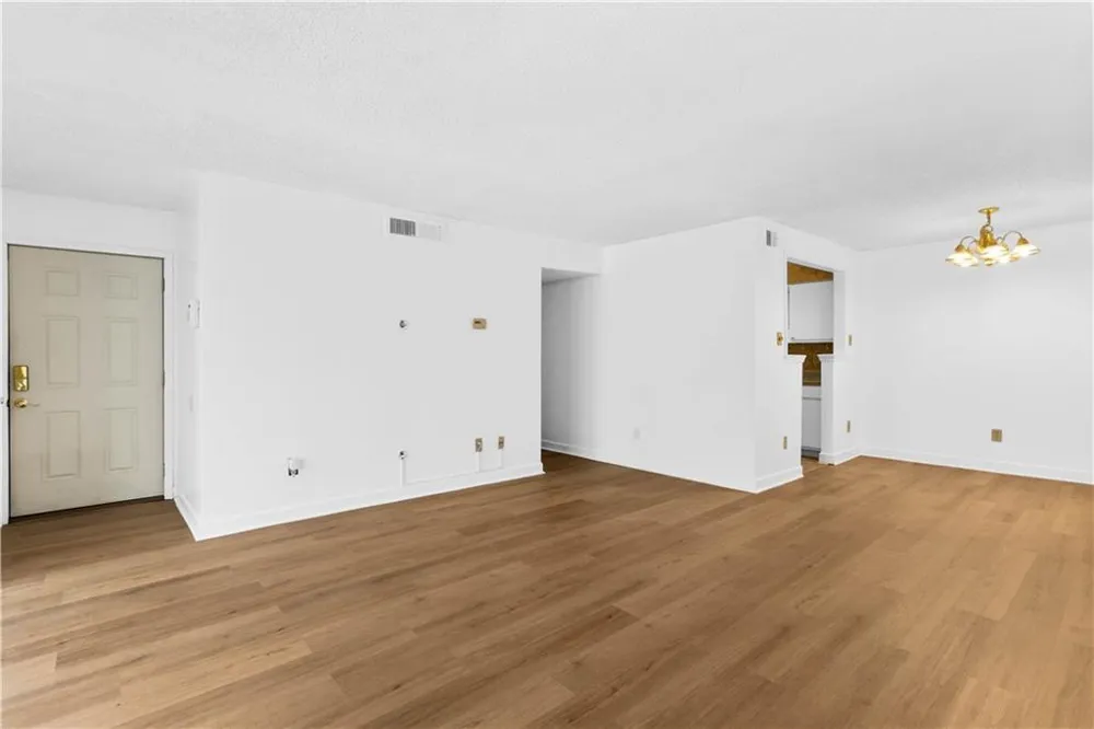 3018 Wingate Way Atlanta, GA 30350