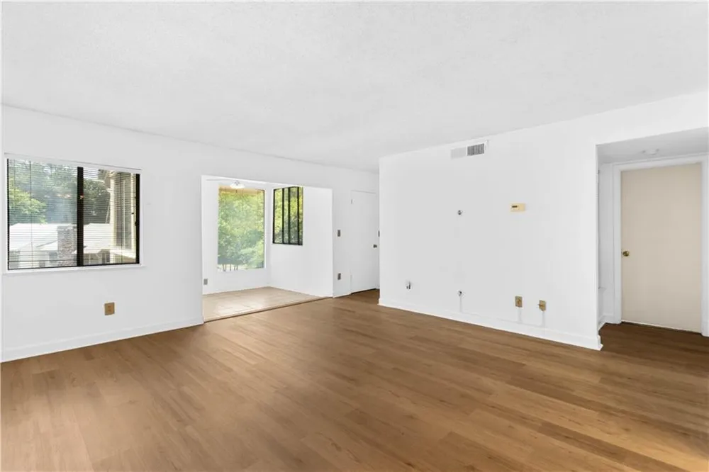 3018 Wingate Way Atlanta, GA 30350