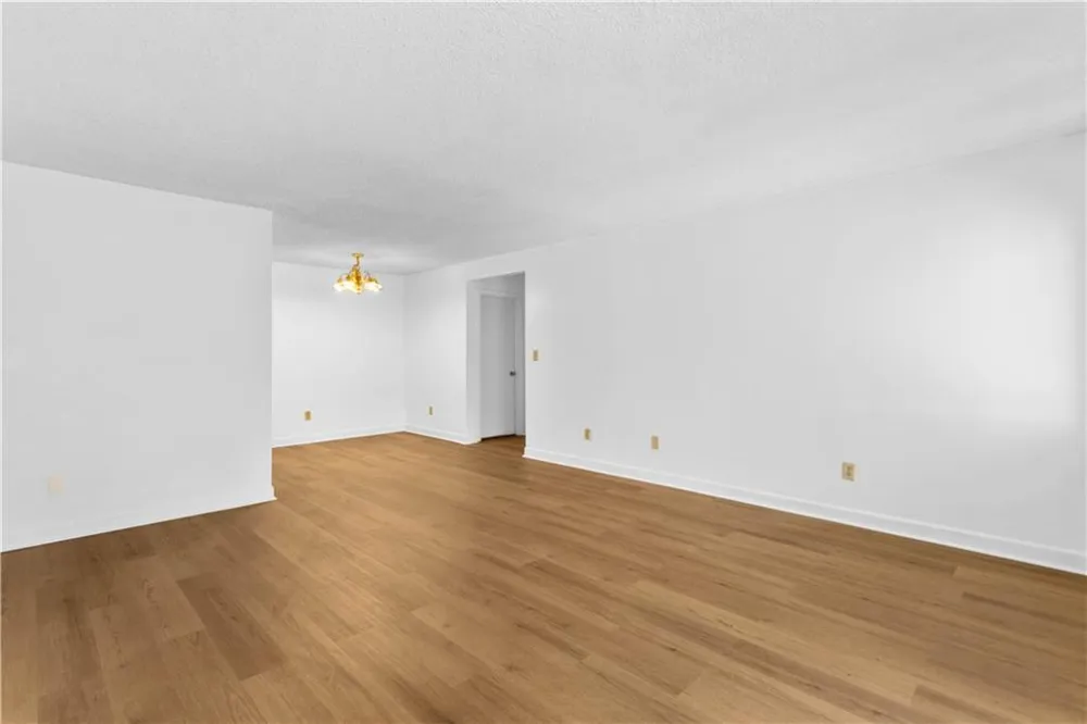 3018 Wingate Way Atlanta, GA 30350