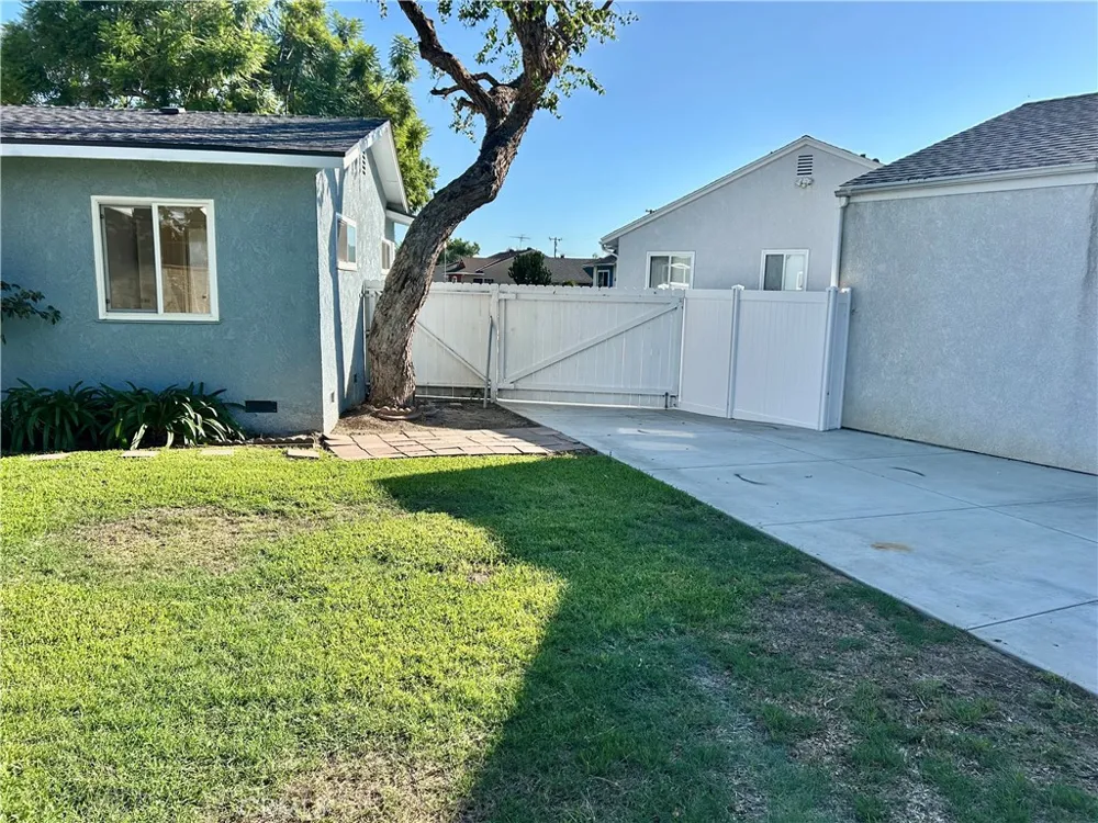 11203 Mohall Whittier, CA 90604
