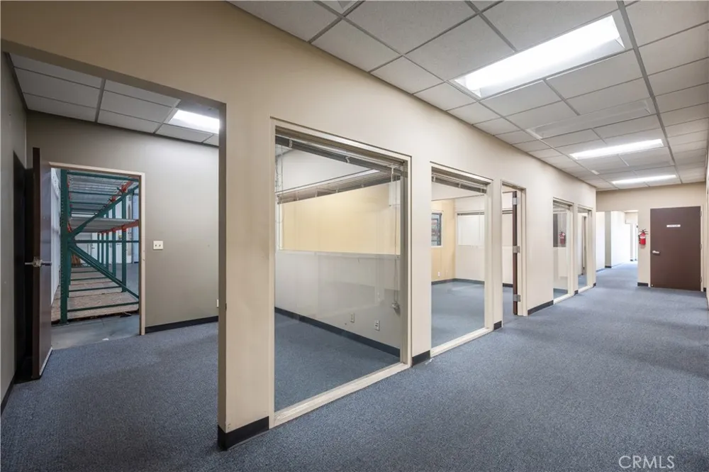 22857 Lockness Los Angeles, CA 90501