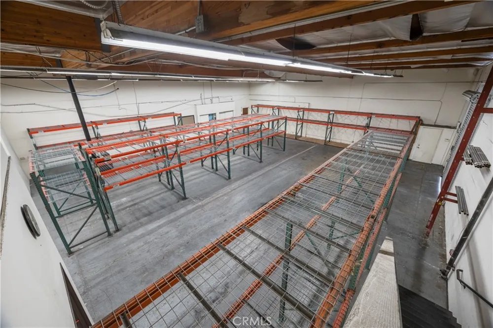 22857 Lockness Los Angeles, CA 90501