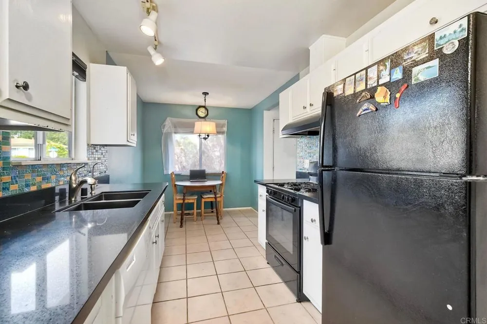 3113 Buena Hills Drive Oceanside, CA 92056