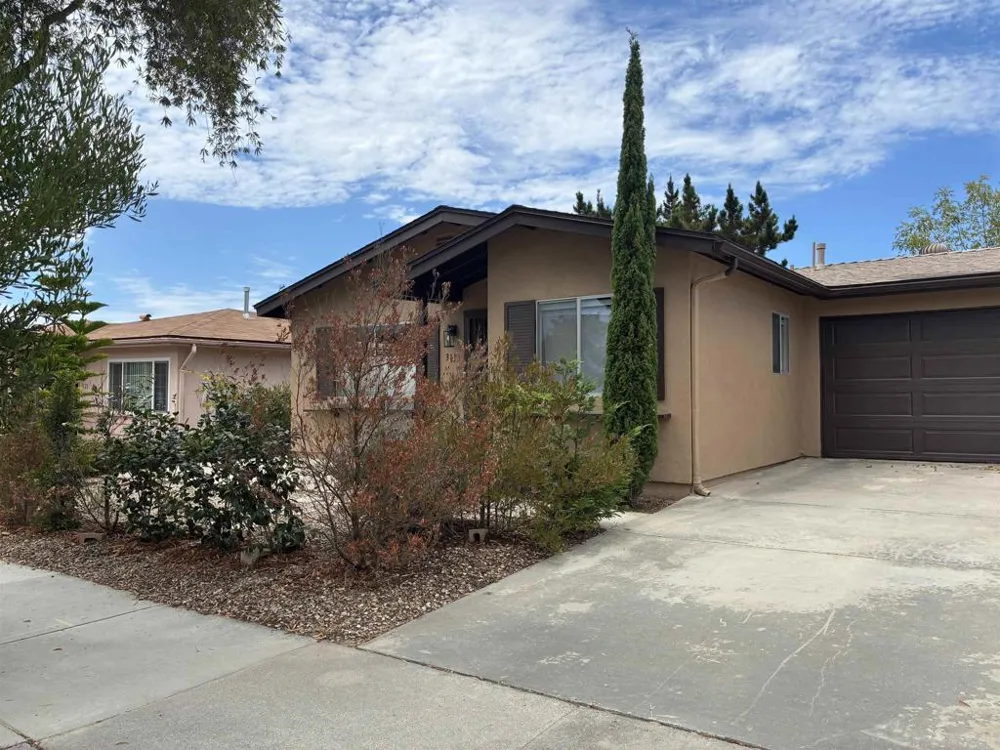 3113 Buena Hills Drive Oceanside, CA 92056