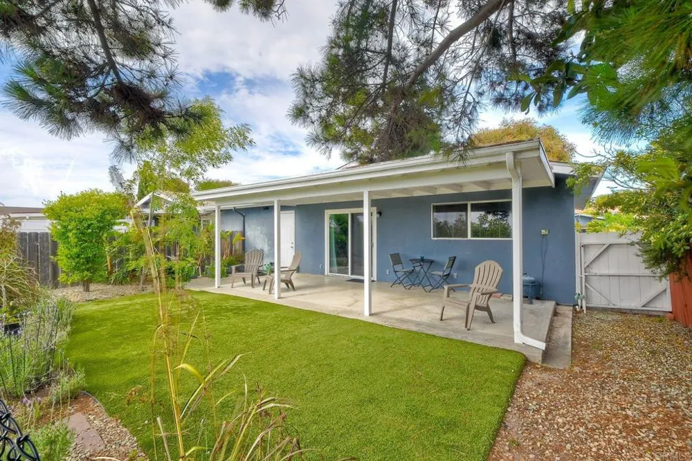 3113 Buena Hills Drive Oceanside, CA 92056