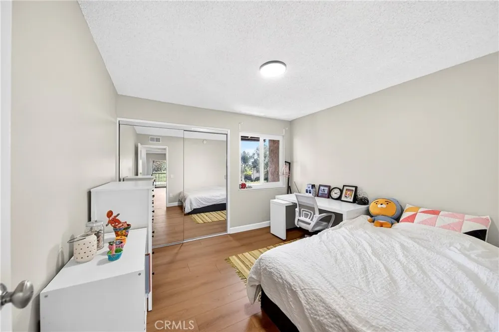1525 Walnut Leaf #211 Walnut, CA 91789