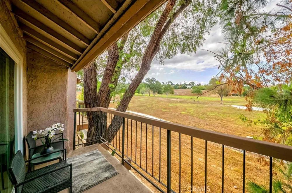 1525 Walnut Leaf #211 Walnut, CA 91789