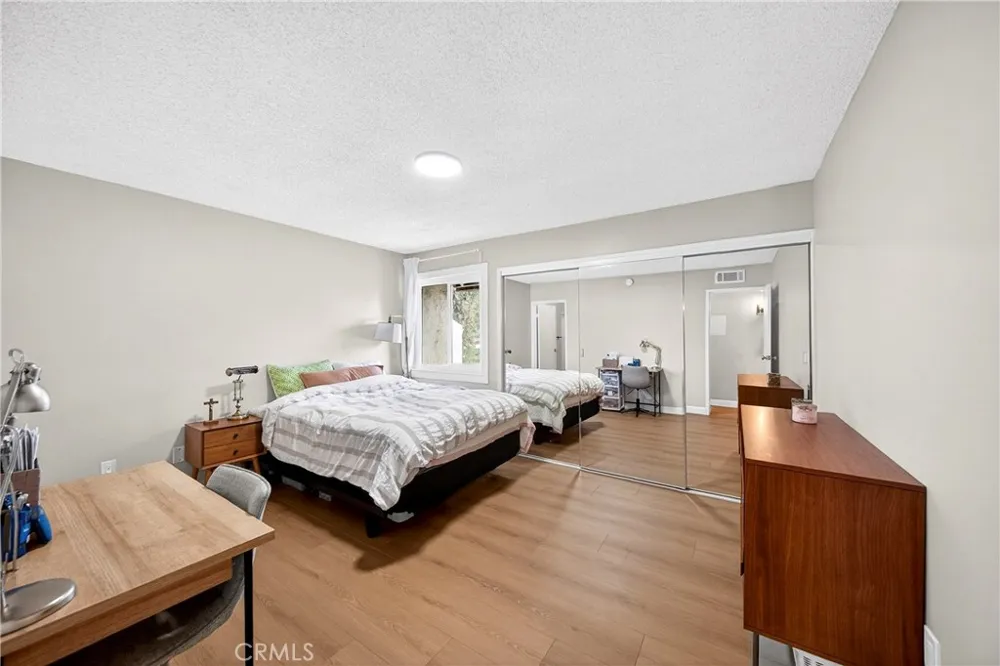 1525 Walnut Leaf #211 Walnut, CA 91789