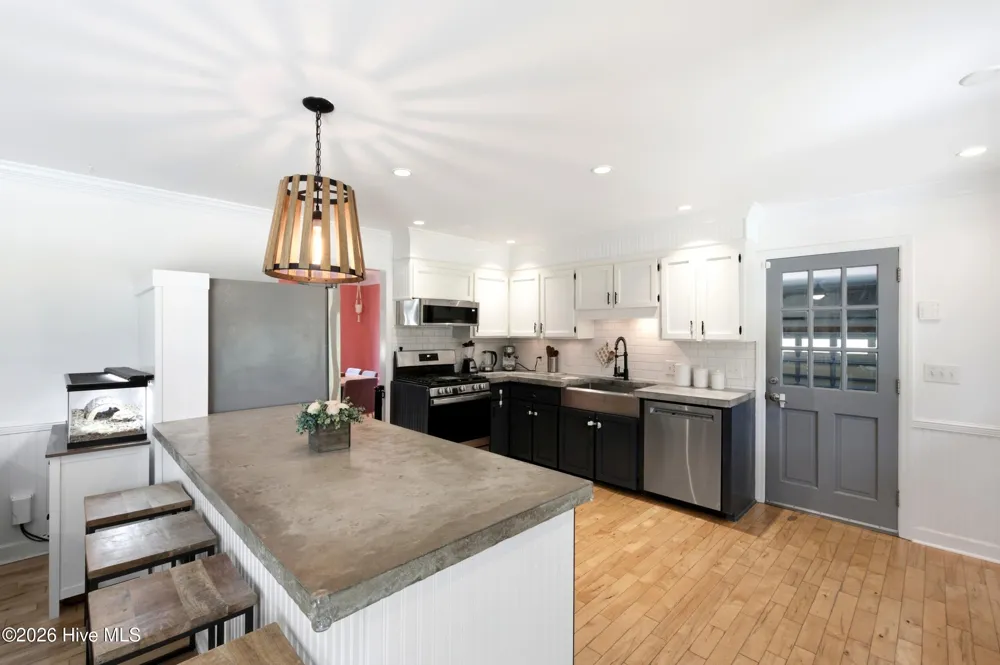 3409 Bragg Drive Wilmington, NC 28409