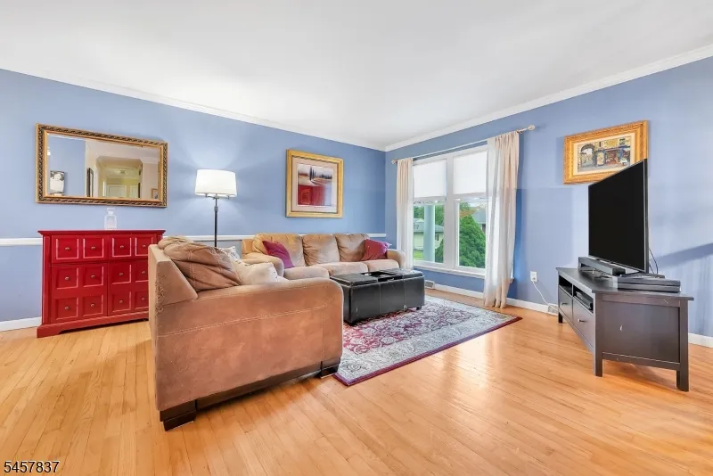 11 Fairview Ave Newton Town, NJ 07860