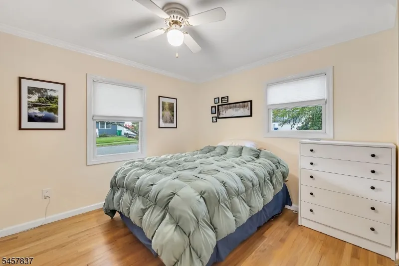 11 Fairview Ave Newton Town, NJ 07860