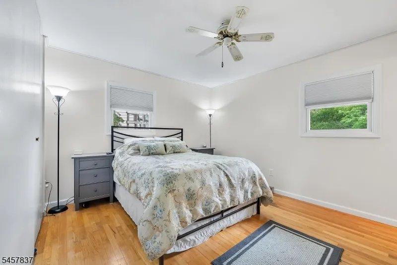 11 Fairview Ave Newton Town, NJ 07860