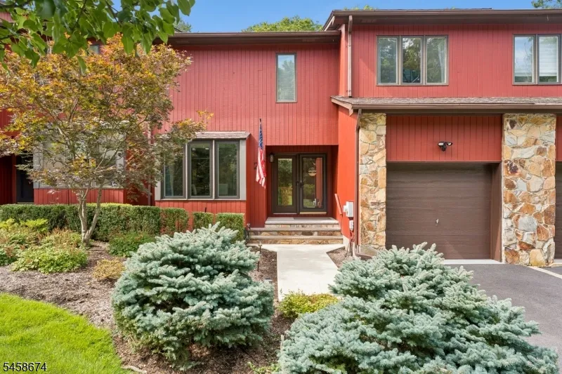 23 Butternut Dr Wayne, NJ 07470
