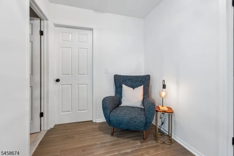 23 Butternut Dr Wayne, NJ 07470