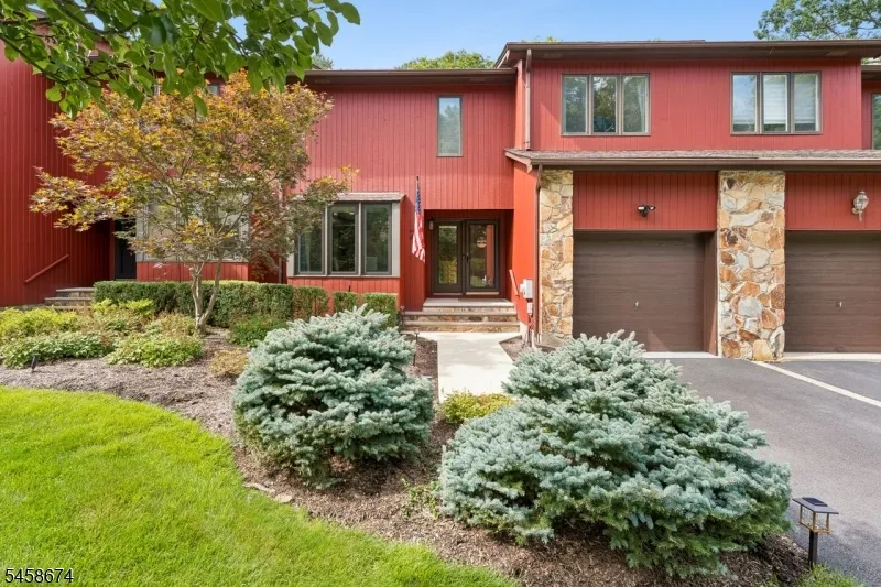 23 Butternut Dr Wayne, NJ 07470