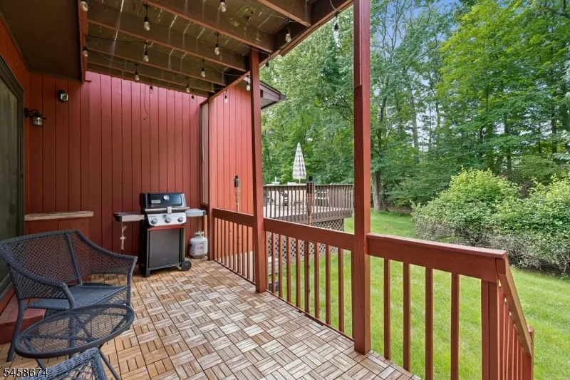 23 Butternut Dr Wayne, NJ 07470