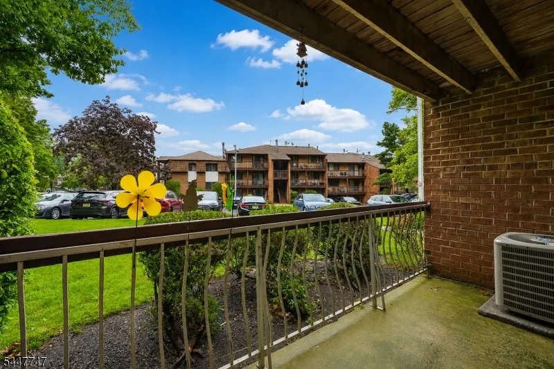 201 Edison Glen Ter Edison, NJ 08837