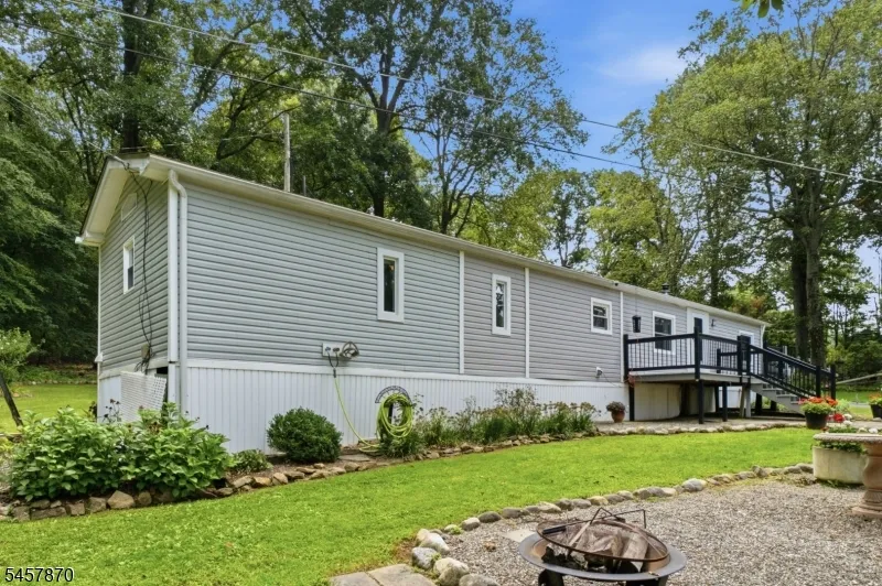 65 Sherwood Park Washington, NJ 07853