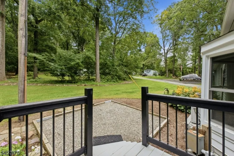 65 Sherwood Park Washington, NJ 07853