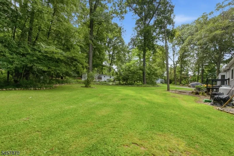 65 Sherwood Park Washington, NJ 07853