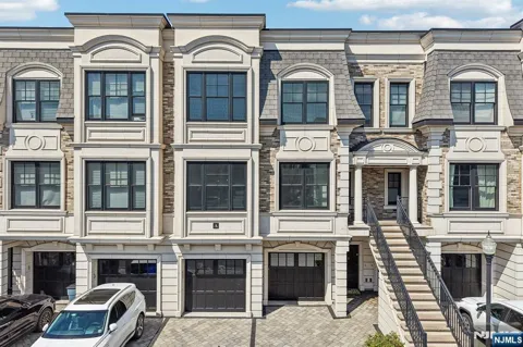 6 Marquis Court